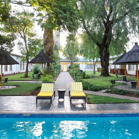 Cresta Botsalo Hotel Palapye Екстер'єр фото