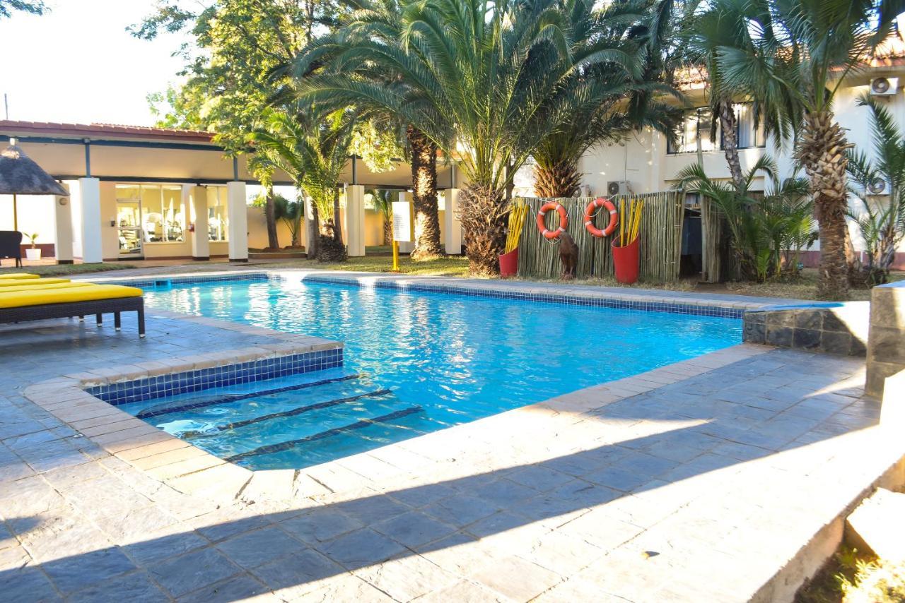Cresta Botsalo Hotel Palapye Екстер'єр фото