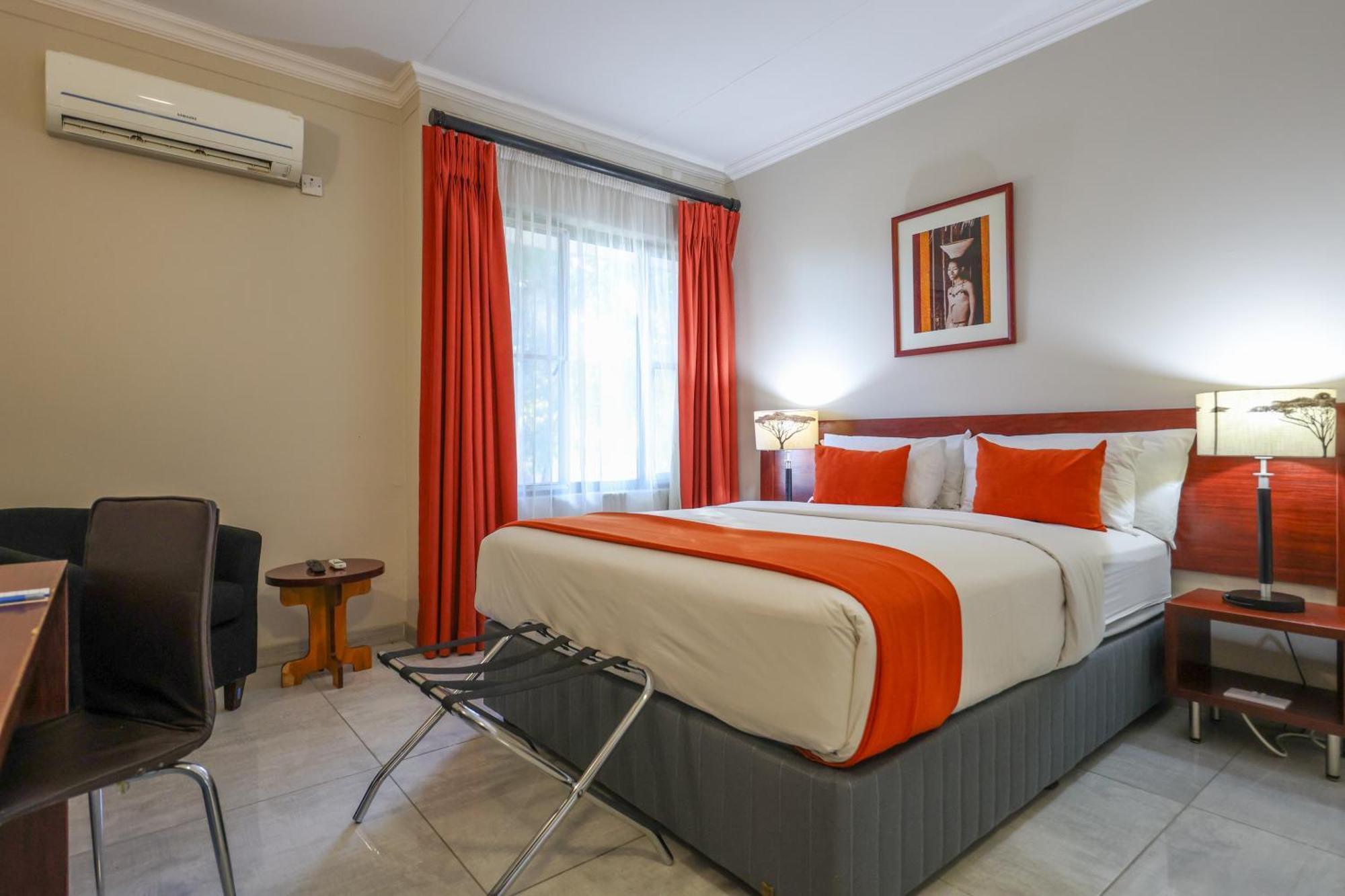 Cresta Botsalo Hotel Palapye Екстер'єр фото