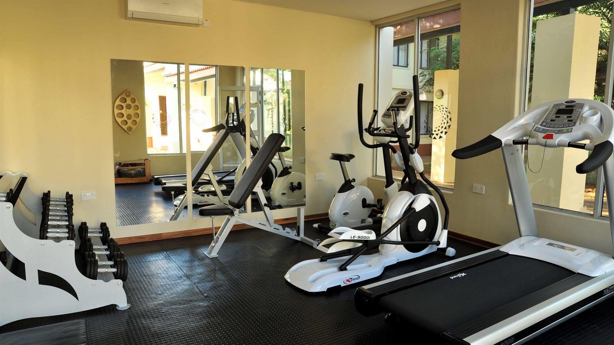 Cresta Botsalo Hotel Palapye Екстер'єр фото